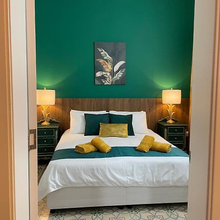 Parisio One Bedroom Maisonette In Слима Екстериор снимка