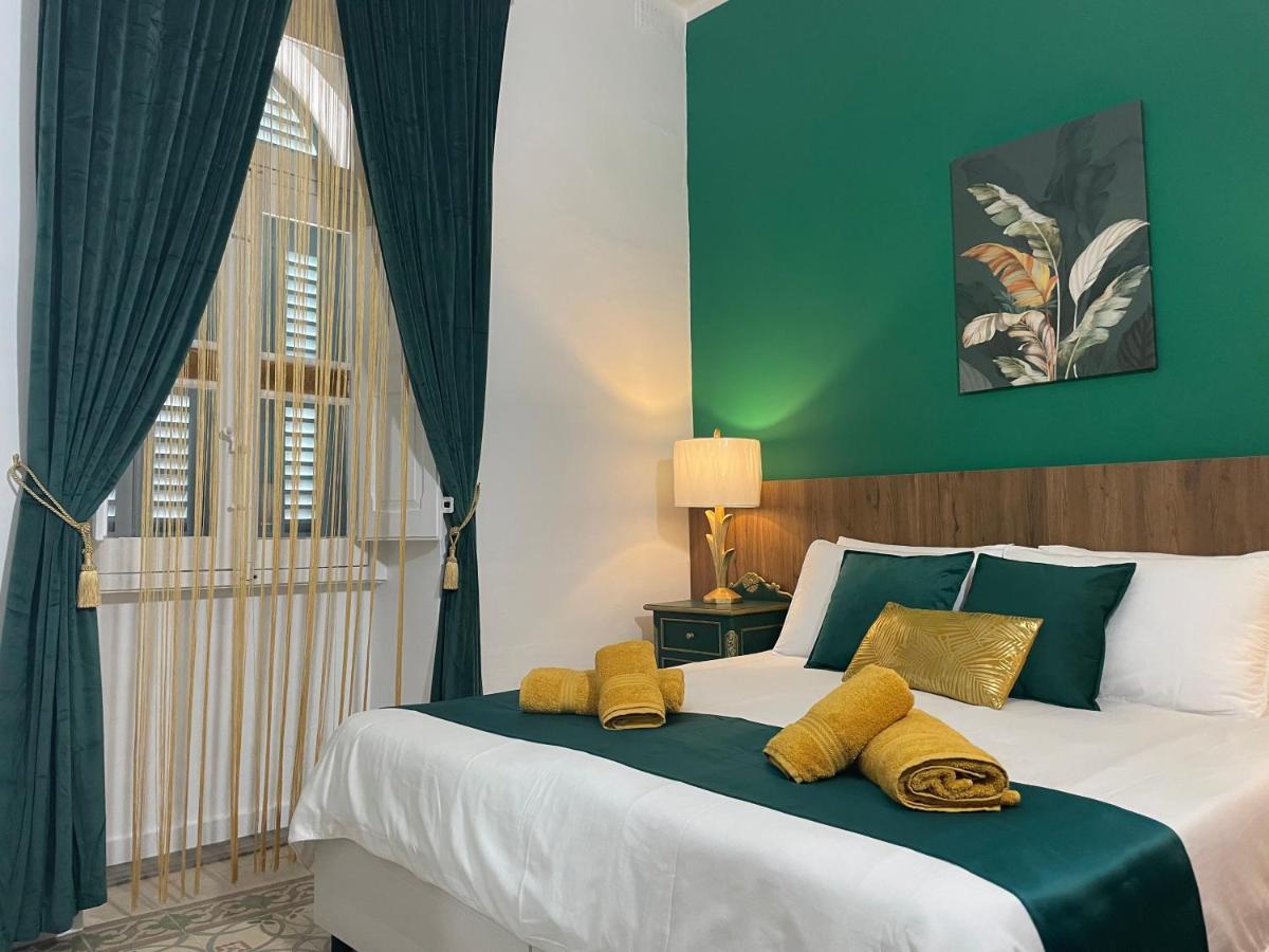 Parisio One Bedroom Maisonette In Слима Екстериор снимка
